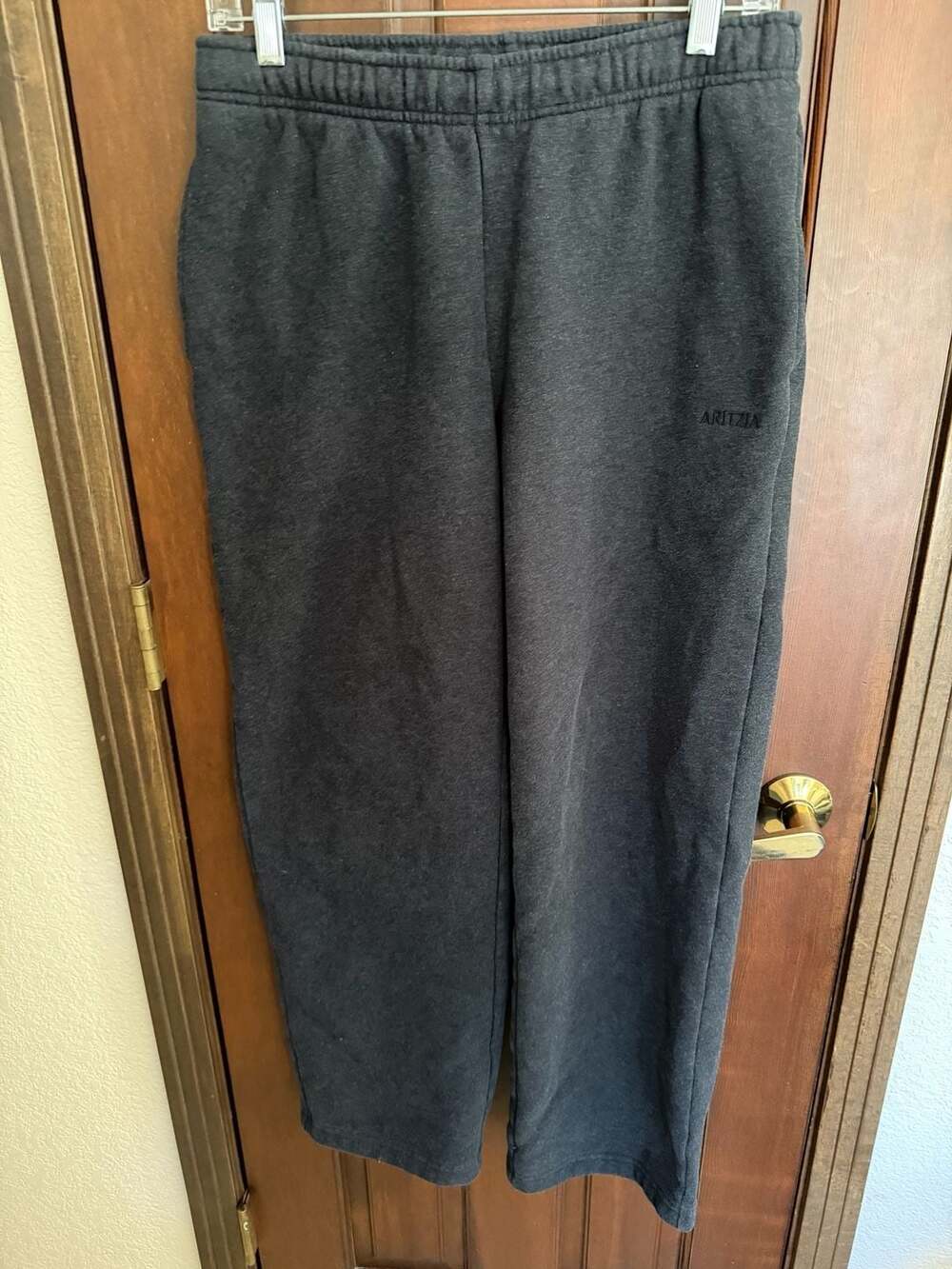 Aritzia Sweatfleece Mega Fit Sweatpants Size S